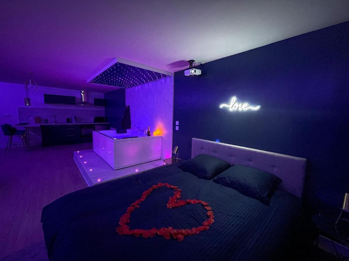 Spa Sous Les Etoiles - Cinema - Netflix - Parking - Gare Αμιάν Εξωτερικό φωτογραφία